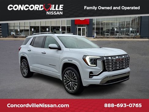 Used 2026 GMC Terrain Denali w/ LPO, Floor Liner Package image 1