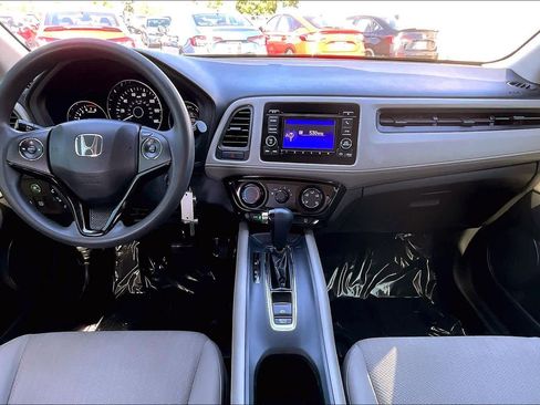 Used 2017 Honda HR-V LX image 15