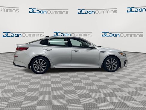 Used 2020 Kia Optima Premium FWD image 9