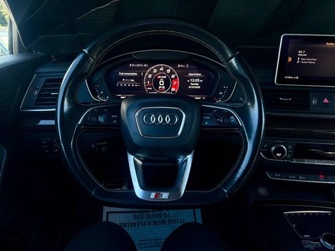Used 2018 Audi SQ5 Premium Plus w/ Navigation Package AWD/4WD image 38