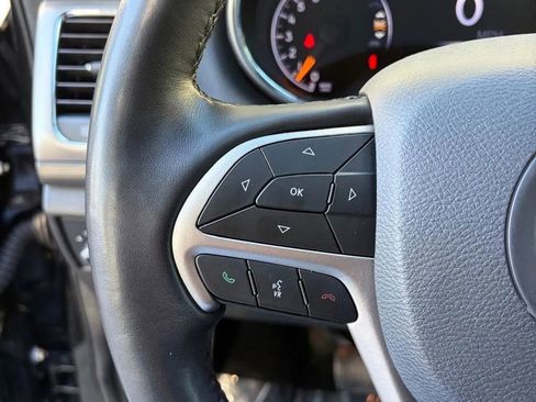 Used 2021 Jeep Grand Cherokee Laredo X image 14