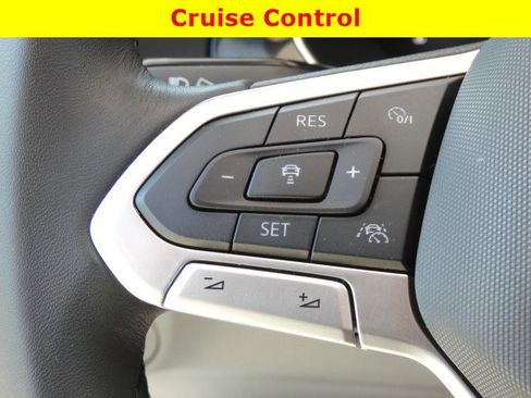 Used 2024 Volkswagen Jetta Sport FWD image 23