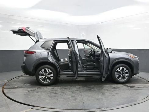 Used 2023 Nissan Rogue SV AWD/4WD image 46