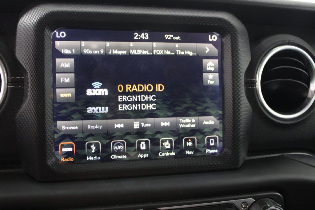 Used 2018 Jeep Wrangler Unlimited Sahara AWD/4WD image 50