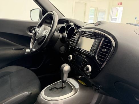 Used 2015 Nissan Juke SV w/ Technology Package AWD/4WD image 24