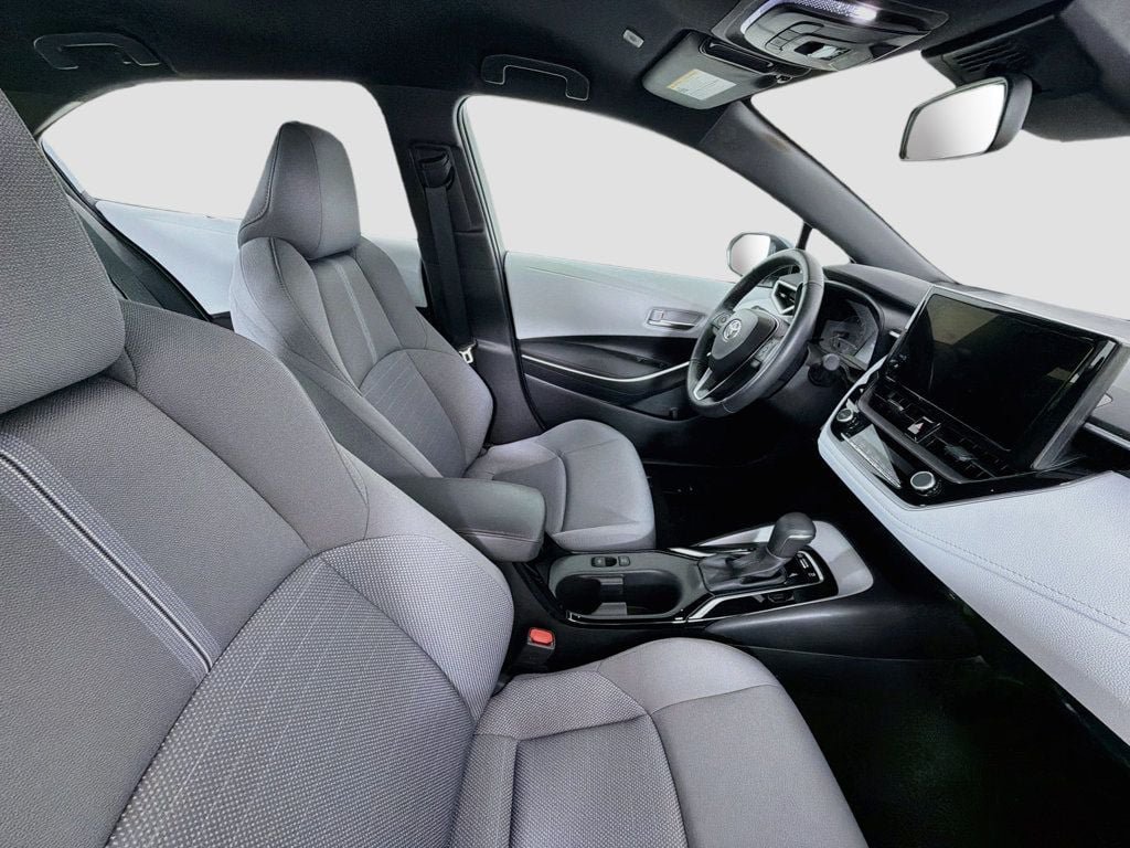 Used 2024 Toyota Corolla SE w/ SE Convenience Package FWD image 25