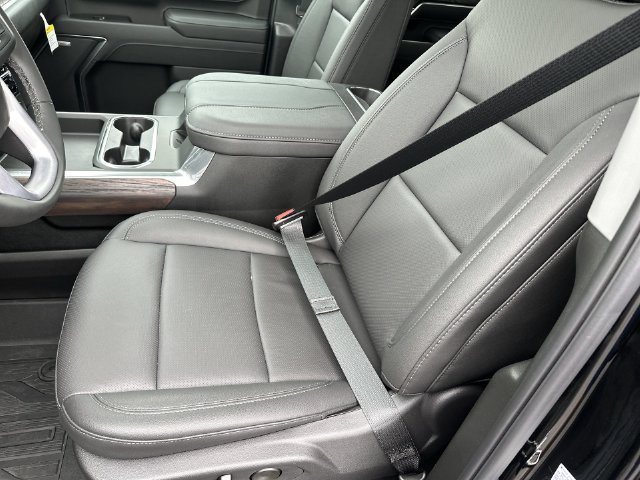 New 2026 GMC Sierra 2500 SLT w/ SLT Premium Package AWD/4WD image 15
