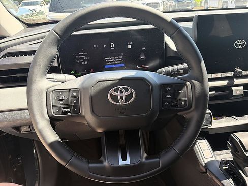 New 2026 Toyota Grand Highlander AWD Hybrid image 13