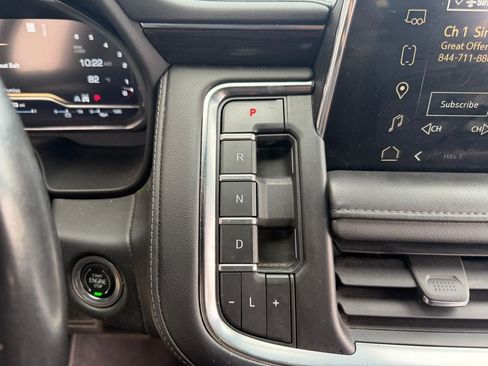 Used 2022 GMC Yukon XL SLE w/ Gmc Pro Safety Plus Package AWD/4WD image 17