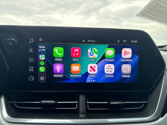 Used 2024 Chevrolet Trax LT w/ Driver Confidence Package FWD image 3