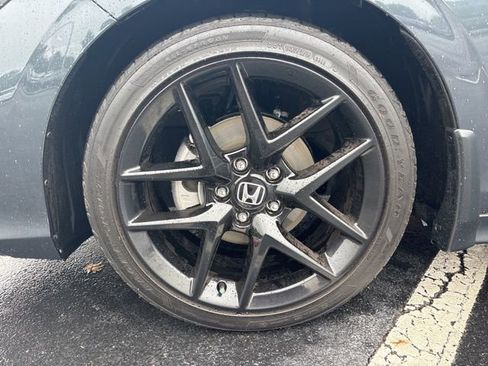 Used 2025 Honda Civic Sport image 9