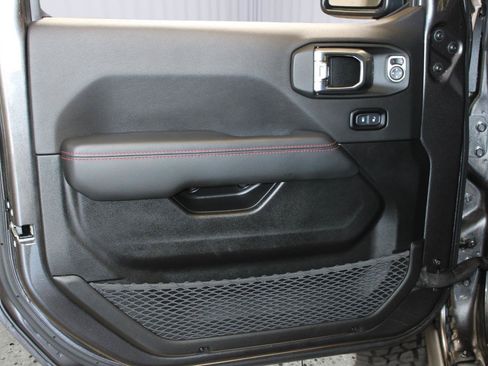 Used 2023 Jeep Gladiator Rubicon w/ Cold Weather Group AWD/4WD image 49