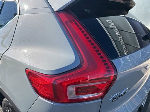 Certified 2025 Volvo XC40 B5 Core image 10