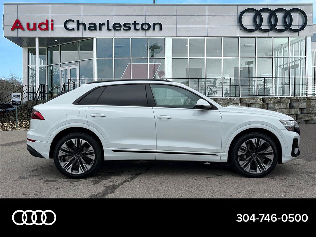 Certified 2025 Audi Q8 Prestige AWD/4WD image 2