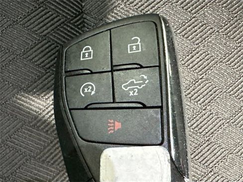 Used 2023 Chevrolet Silverado 1500 LT image 15