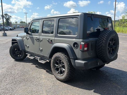 Used 2020 Jeep Wrangler Unlimited Sport AWD/4WD image 3