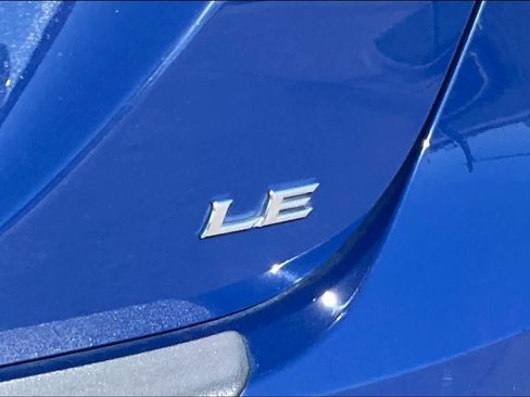 Used 2023 Toyota Camry LE image 10