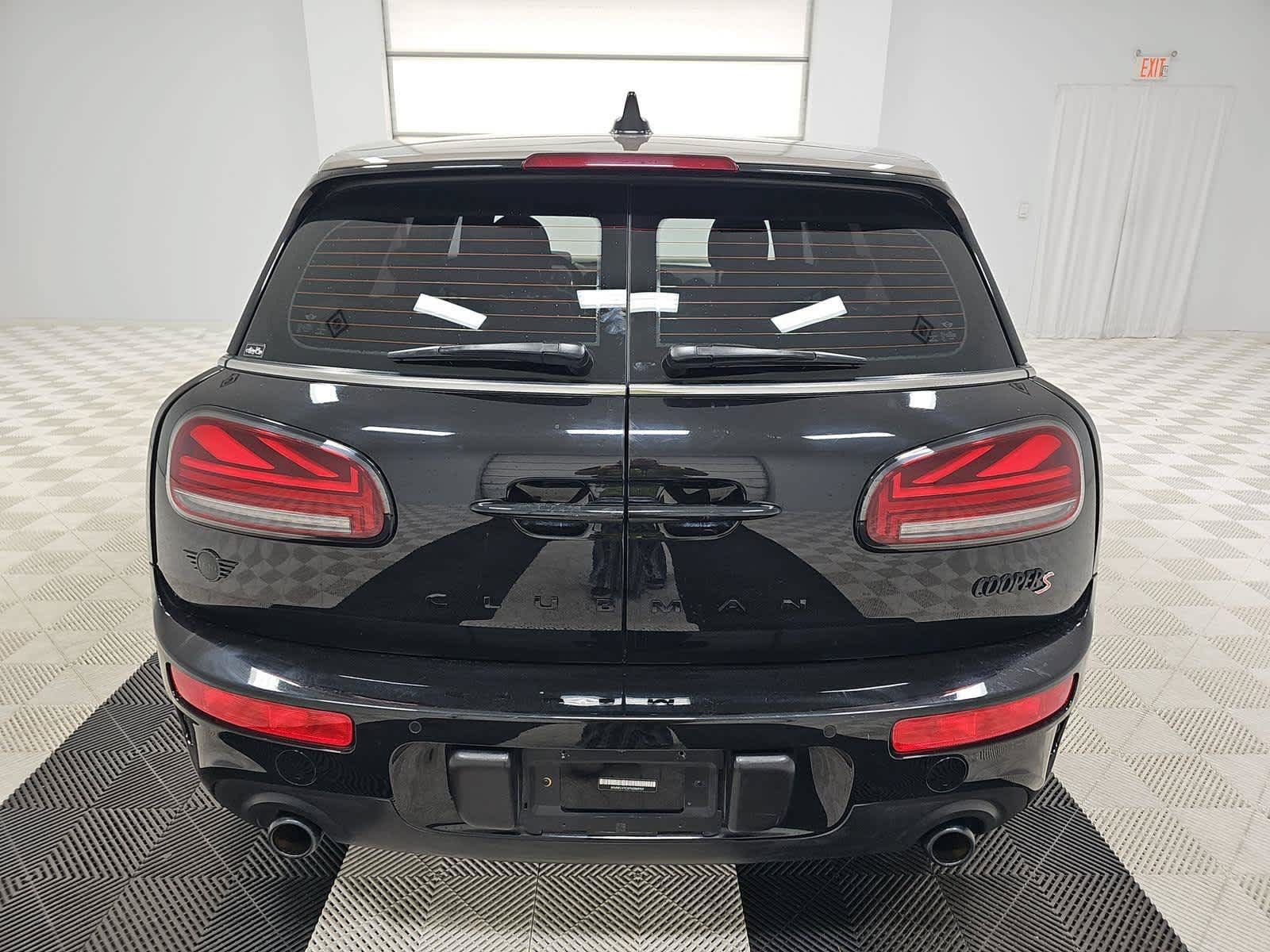 Used 2022 MINI Cooper Clubman S w/ Premium Package FWD image 5
