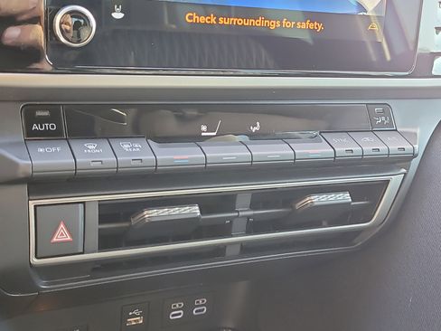 Certified 2025 Toyota Camry LE image 23