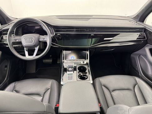 Used 2025 Audi Q7 3.0T Premium Plus image 17