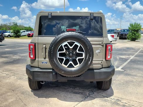 Certified 2025 Ford Bronco Outer Banks AWD/4WD image 8