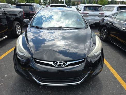 Used 2016 Hyundai Elantra SE FWD image 3