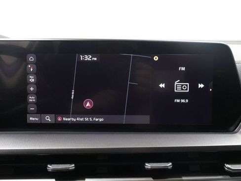 Used 2025 Kia Telluride S AWD/4WD image 30