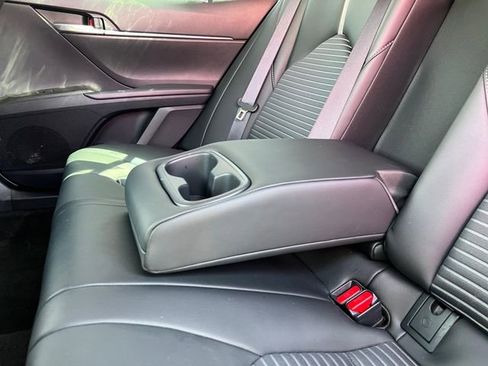 Certified 2024 Toyota Camry SE image 21