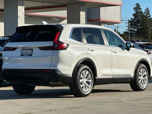 Used 2025 Honda CR-V LX image 3
