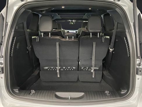 New 2026 Chrysler Pacifica Limited w/ S Appearance Package AWD/4WD image 15