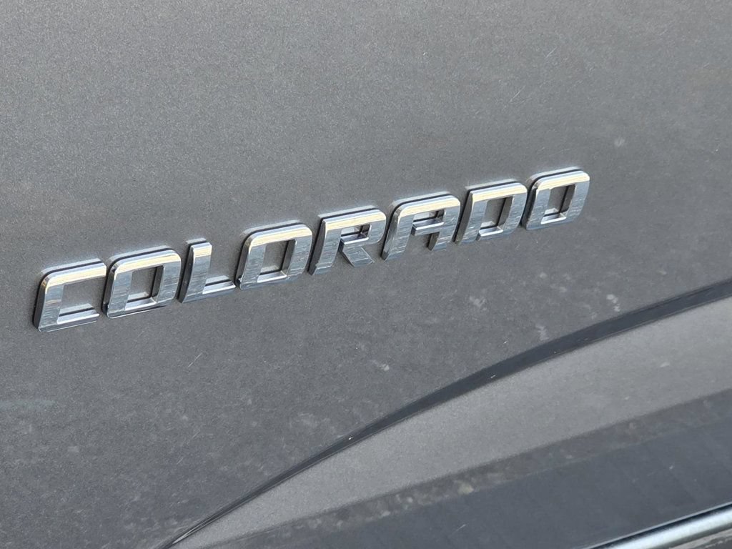 Used 2019 Chevrolet Colorado Z71 AWD/4WD image 28