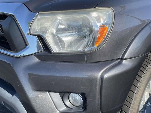 Used 2015 Toyota Tacoma 4x4 Double Cab w/ TRD Off-Road Package image 6