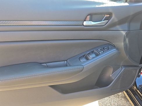 New 2025 Nissan Altima 2.5 SV image 12