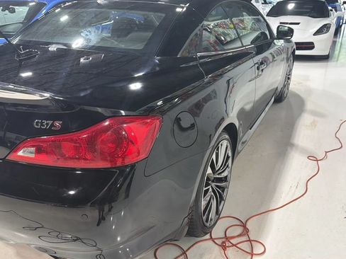 Used 2013 INFINITI G37 Convertible w/ Premium Pkg RWD image 4
