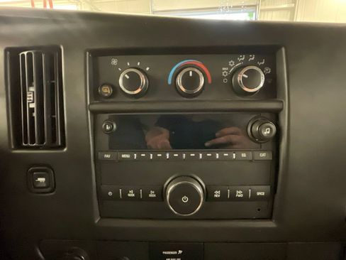 Used 2024 Chevrolet Express 2500 Extended w/ Driver Convenience Package RWD image 9