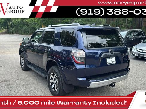 Used 2018 Toyota 4Runner TRD Off-Road AWD/4WD image 7