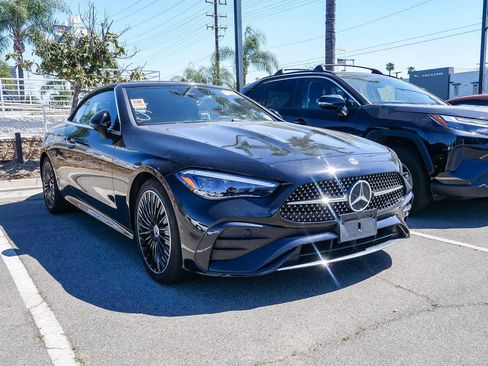 Used 2025 Mercedes-Benz CLE 300 4MATIC Cabriolet image 6