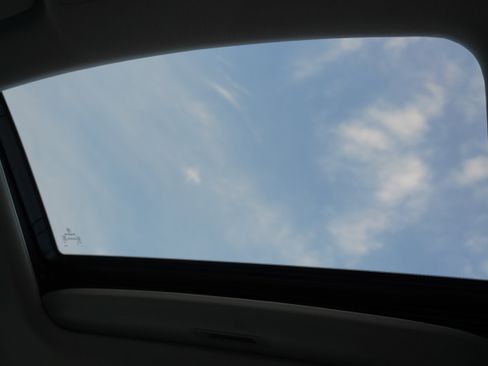 Used 2019 Acura TLX image 17