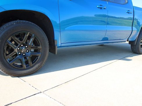 Used 2023 Chevrolet Silverado 1500 RST AWD/4WD image 10