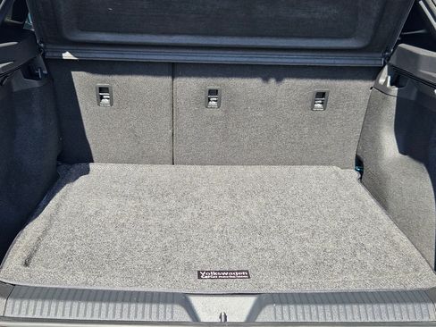 Used 2023 Volkswagen ID.4 Pro RWD image 24