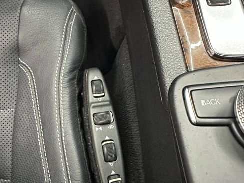 Used 2012 Mercedes-Benz E 350 4MATIC Coupe w/ Premium 2 Pkg image 21