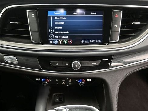 Used 2021 Buick Enclave Preferred image 16