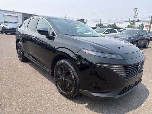 Used 2025 Nissan Murano SV AWD/4WD image 7