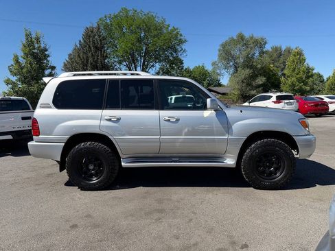 Used 2006 Lexus LX 470 4WD image 14