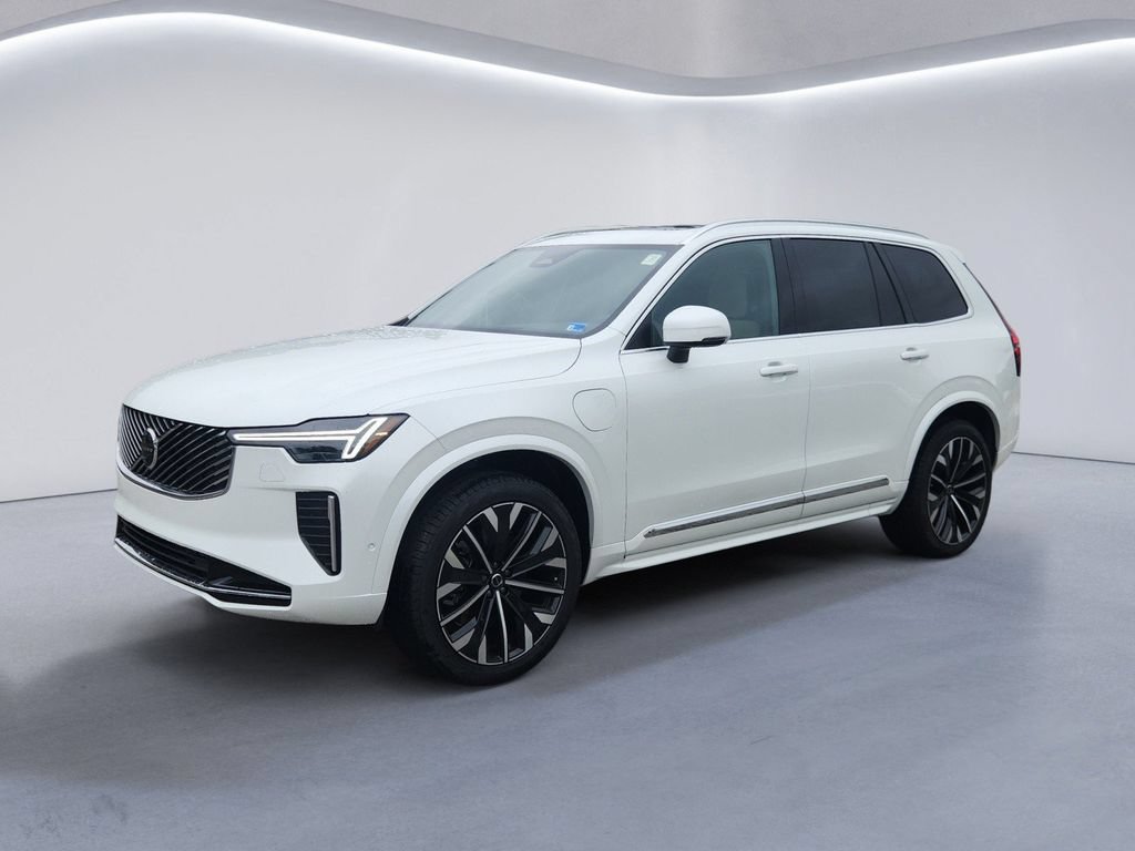 New 2026 Volvo XC90 T8 Plus w/ Protection Package Premier AWD/4WD image 7