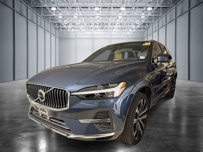 Used 2023 Volvo XC60 T8 Ultimate w/ Climate Package