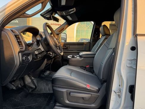 New 2026 RAM 3500 Tradesman AWD/4WD image 18