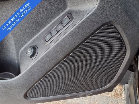 Used 2020 Chevrolet Equinox LT w/ Midnight Edition image 17