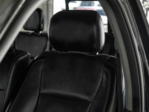 Used 2017 Ford F150 Lariat RWD image 24