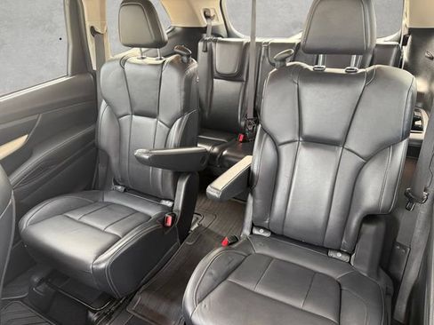 Used 2021 Subaru Ascent Limited w/ Technology Package AWD/4WD image 22